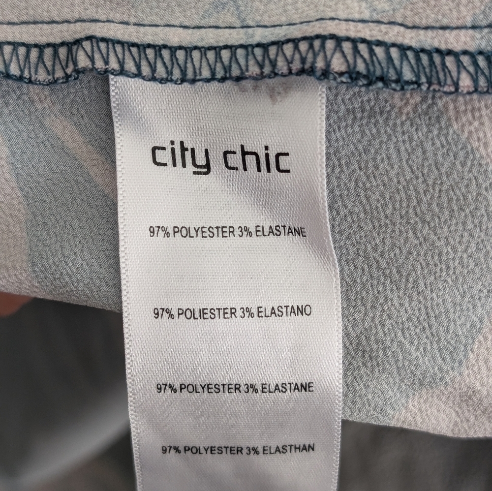 City Chic Luna Dress | Women's Size 20 | Teal w/Mauve & Rose | Highly Flattering - Picture 2 of 12